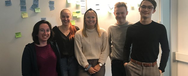 Lokalförening som jobbar med nya hemsidan på Funkas kontor